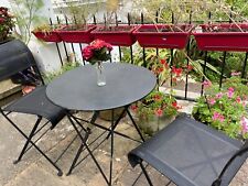 Fermob Dune, 2 chairs and 1